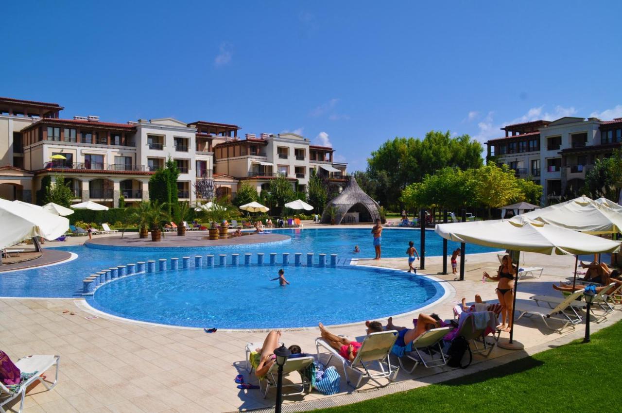 Private Apartment In Green Life Beach Resort Созополь Екстер'єр фото